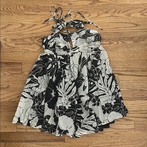 American Eagle Outfitters Black and White Floral Mini Dress